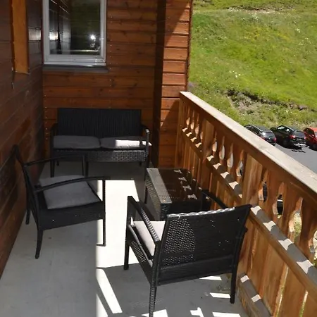 Apartment La Foux D'allos, T2, 5 Pers Vue Imprenable Telesiege 300m Allos